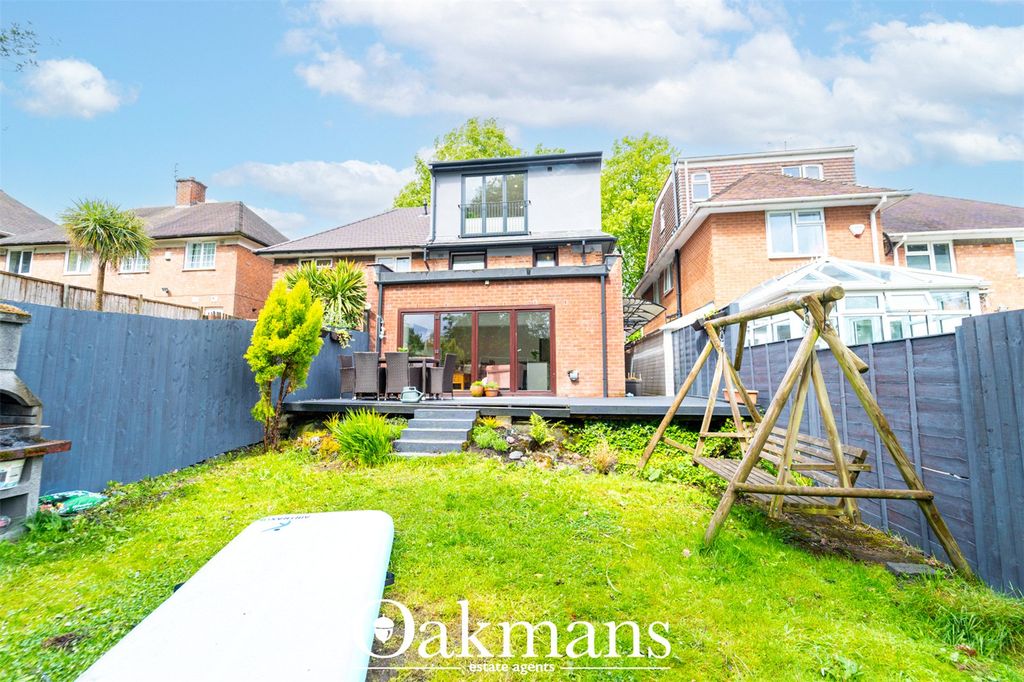 Property photo 2 of 34 Picture No. 29