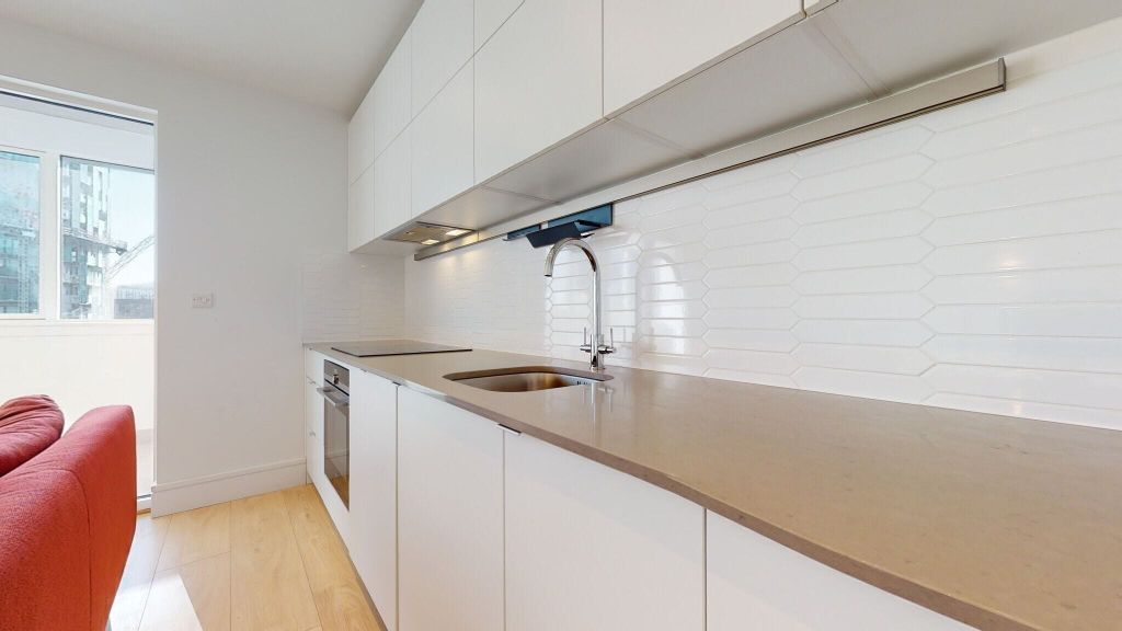 Property photo 2 of 23 Kitchen