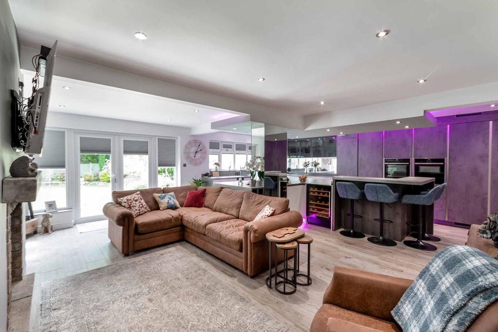 Additional image 15 of 5 bed detached house for salePlantation Avenue, Bessacarr, Doncaster DN4
