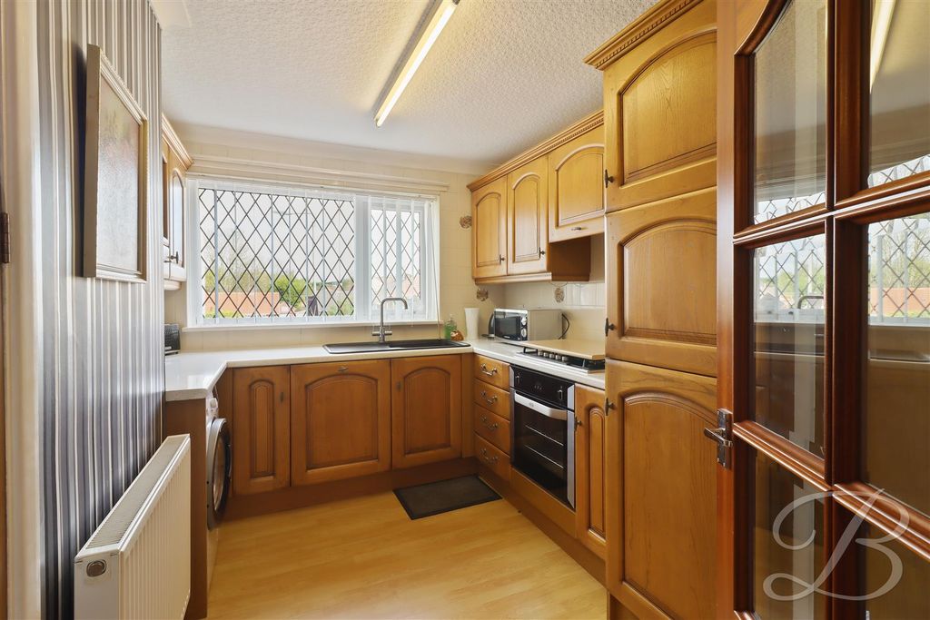 Property photo 2 of 23 Img_5151_1.Jpg