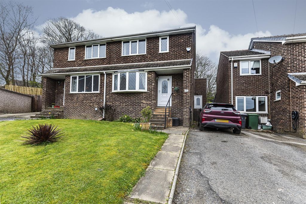 Property photo 1 of 37