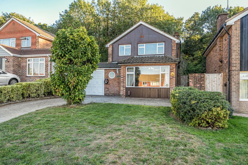 Property photo 1 of 20 1529207-18-6Ac3E8...