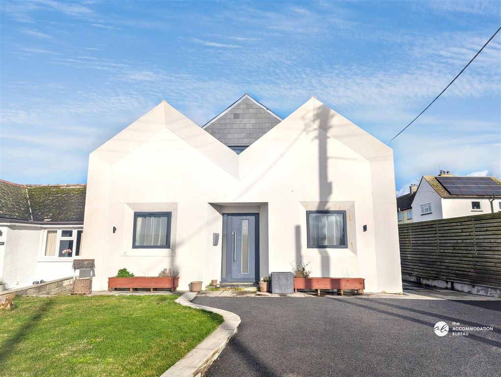 Property photo 1 of 19 Exterior