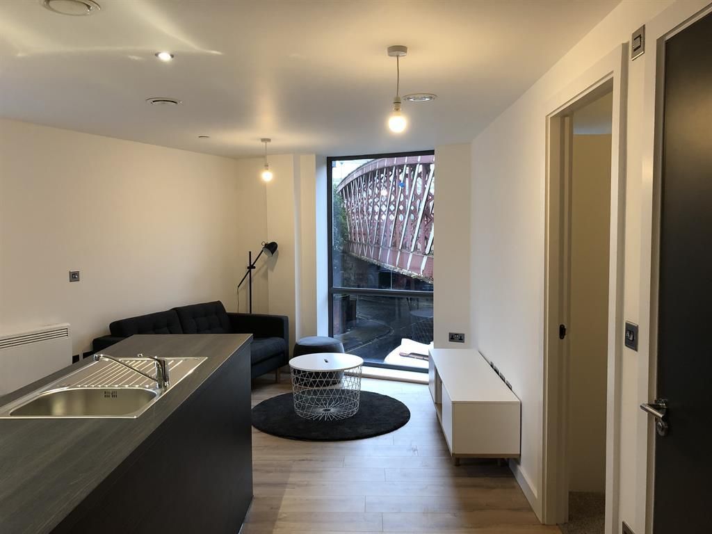 Property photo 2 of 8