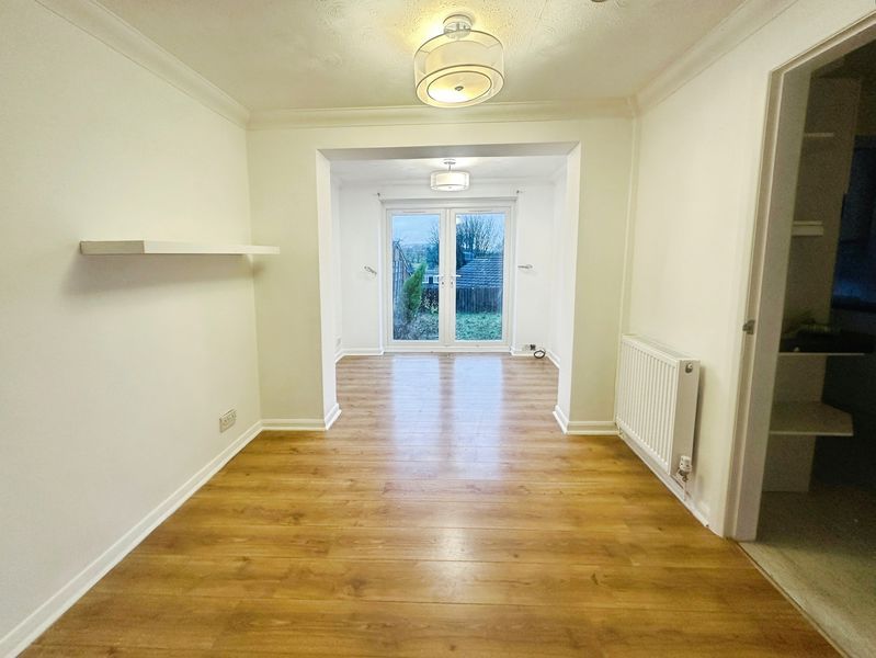 Property photo 3 of 17 Dining