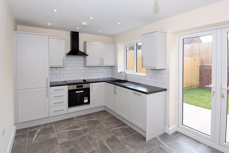 Property photo 3 of 8 Photo 3