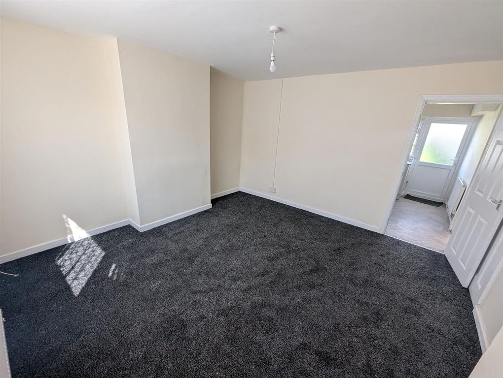 Property photo 1 of 7 922Ea13F-6412-443B-8d64-d9Eea4B5910d.Jpg