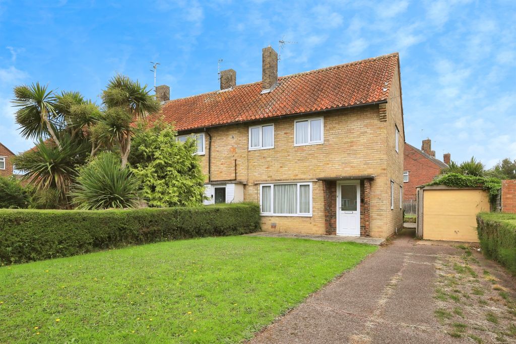 Property photo 1 of 11