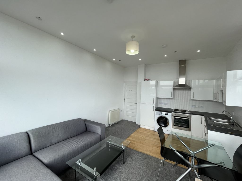 Property photo 2 of 7 Gallery
