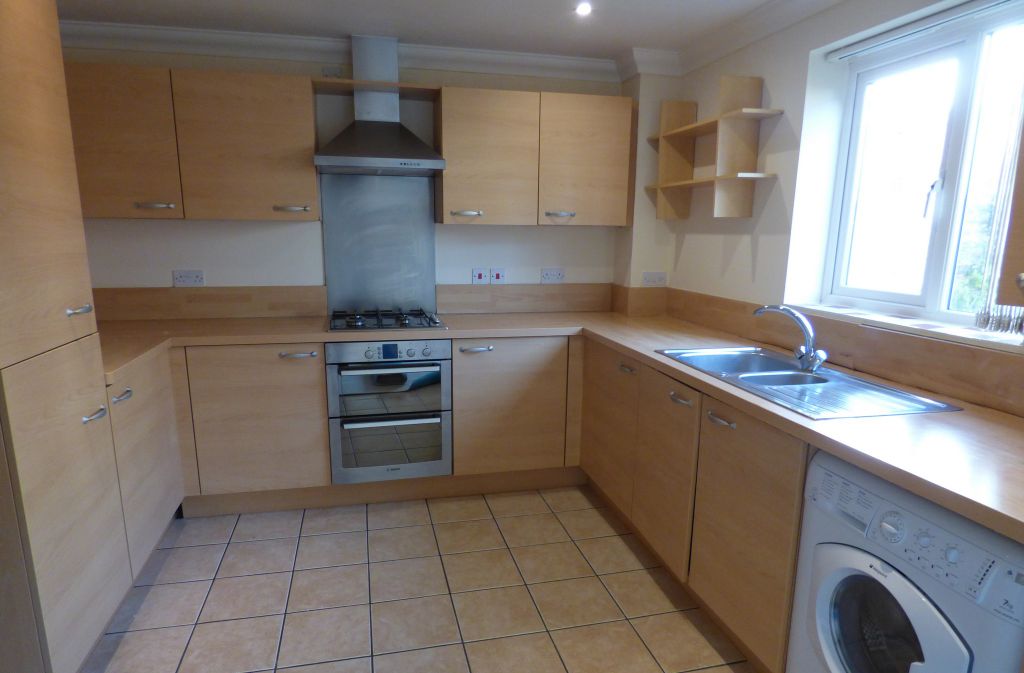 Property photo 1 of 8 Seacole Crescent 5 K