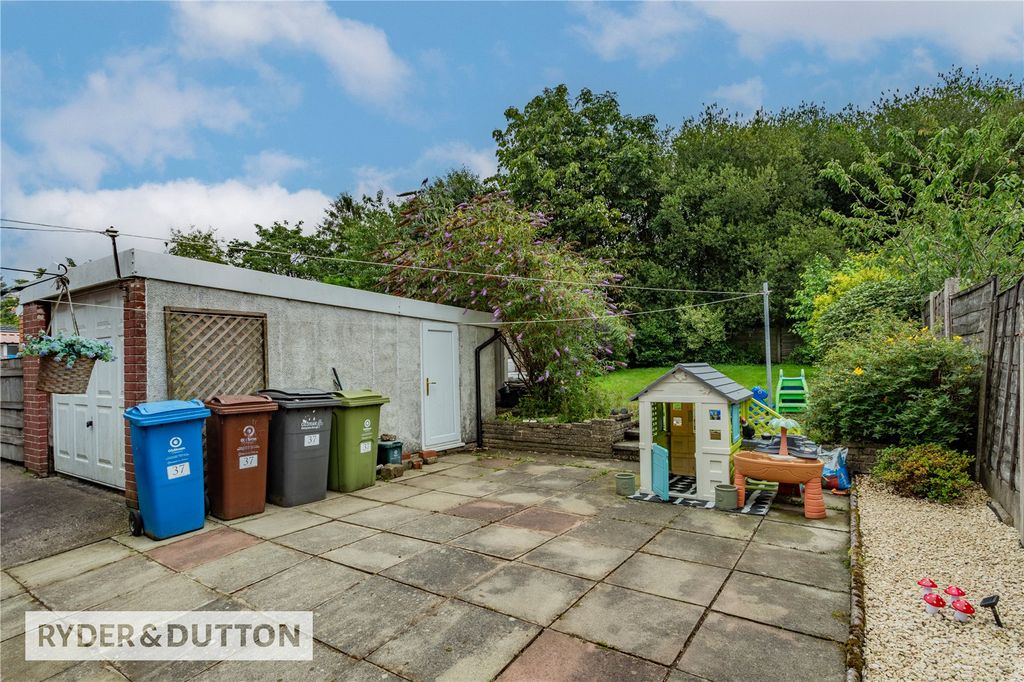 Property photo 3 of 26 Picture No. 05