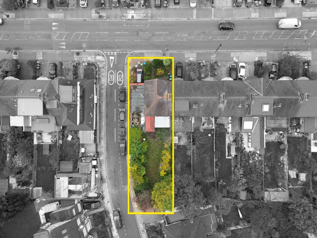 Property photo 3 of 9