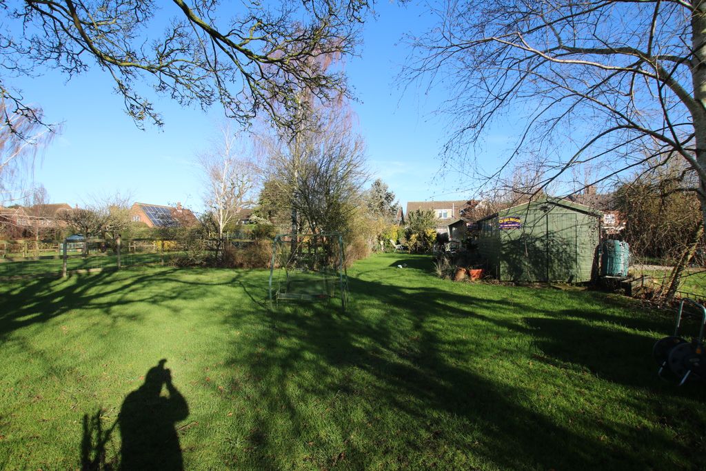 Property photo 2 of 19 Caminusz