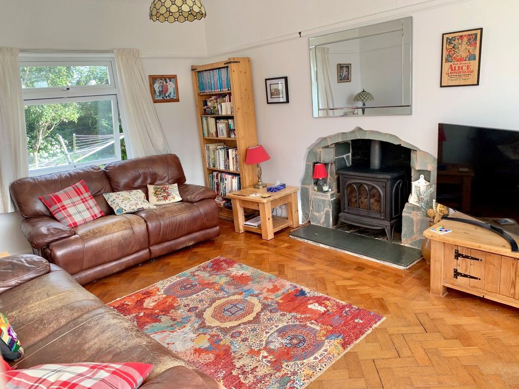 Property photo 2 of 22 Picture No. 21