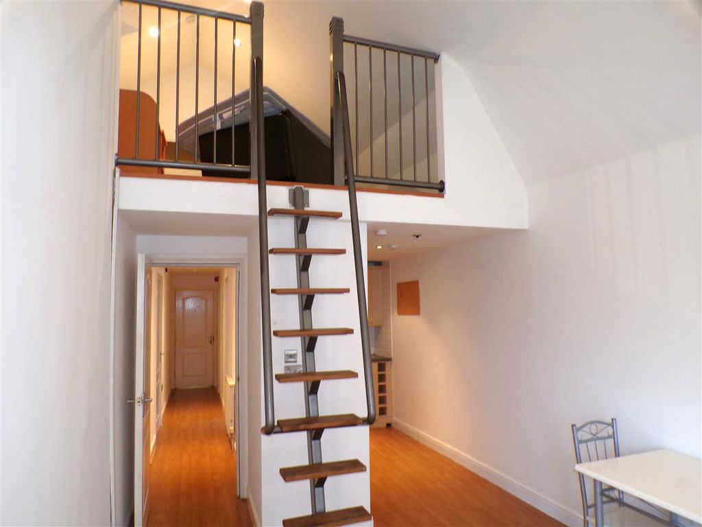 Property photo 2 of 12 100_8753.Jpg