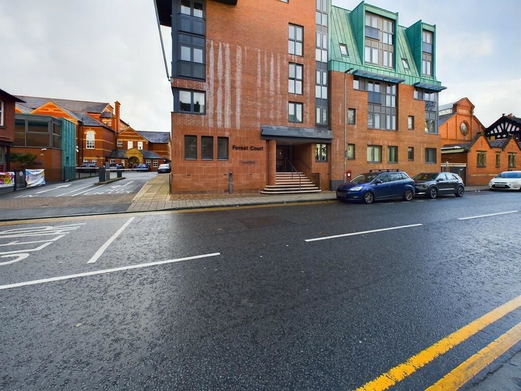 Property photo 1 of 11
