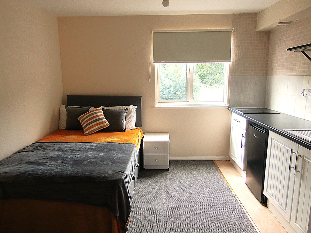 Property photo 1 of 3