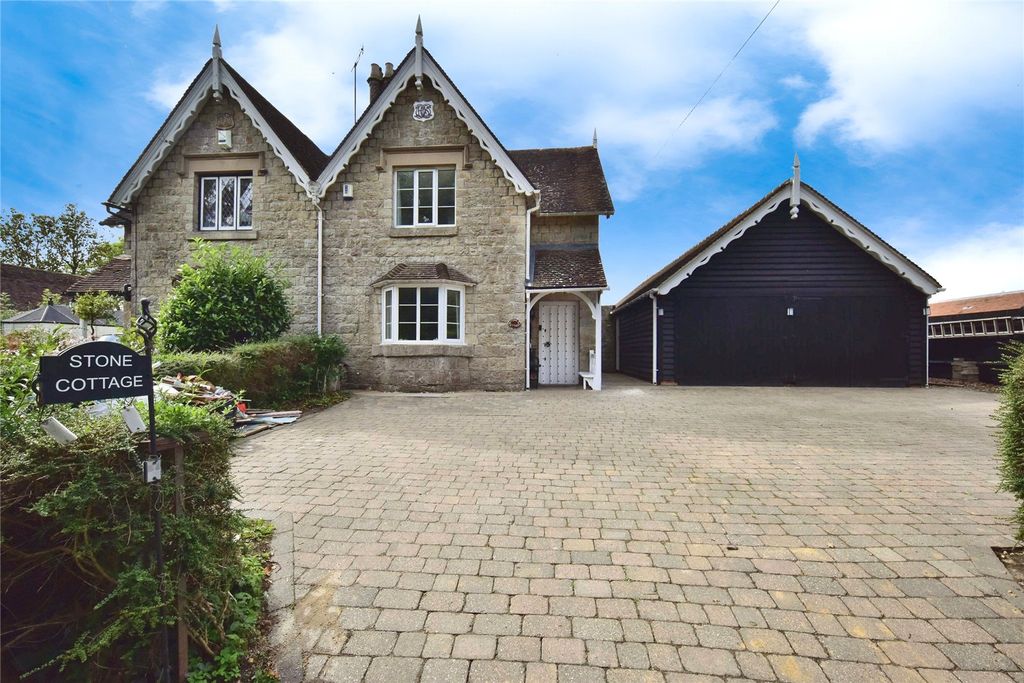 Property photo 1 of 30 Picture No. 32