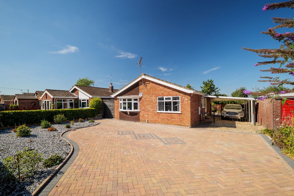 Property photo 1 of 17 5396832