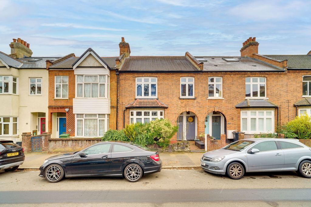 Property photo 1 of 13