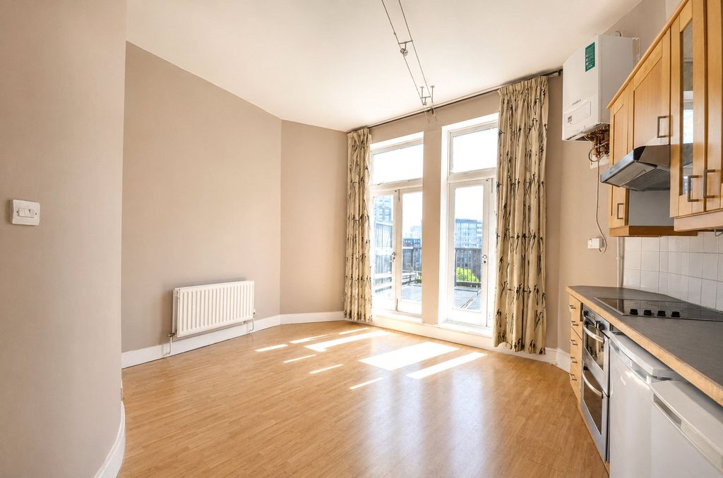 Property photo 1 of 11 Picture No. 04