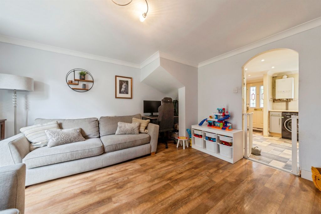 Property photo 2 of 17