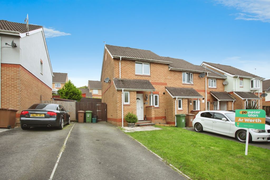 Property photo 1 of 17