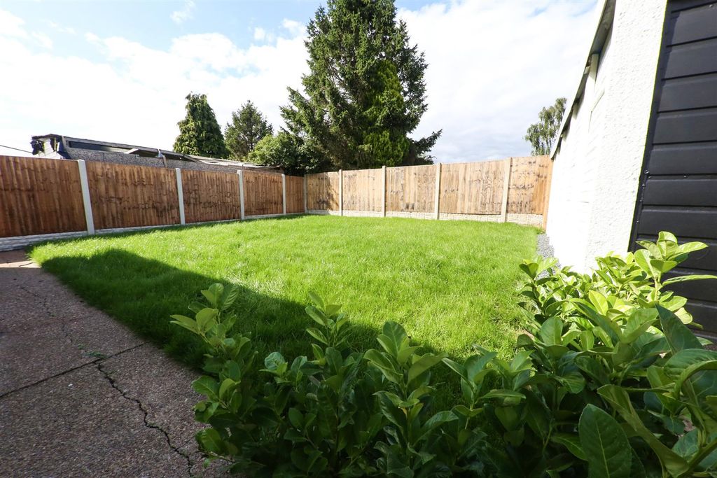 Property photo 2 of 17 Rear Garden