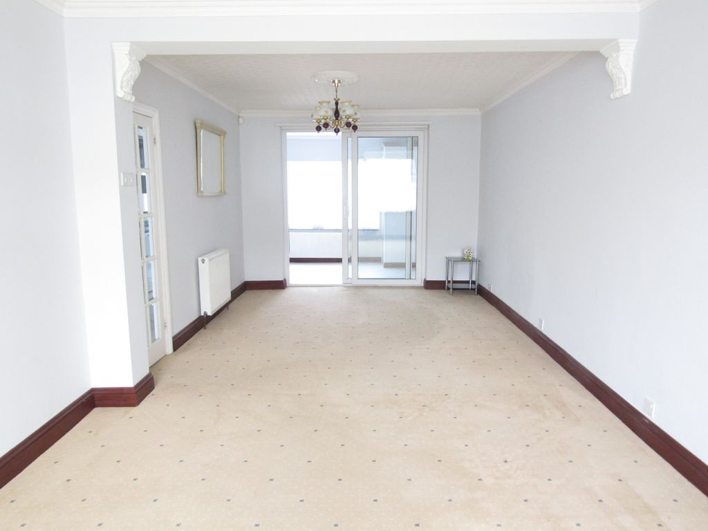 Property photo 3 of 13 Gallery