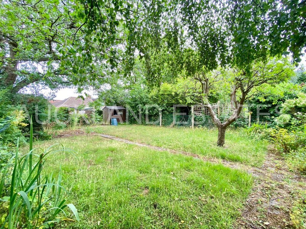 Property photo 2 of 20 Img_2981