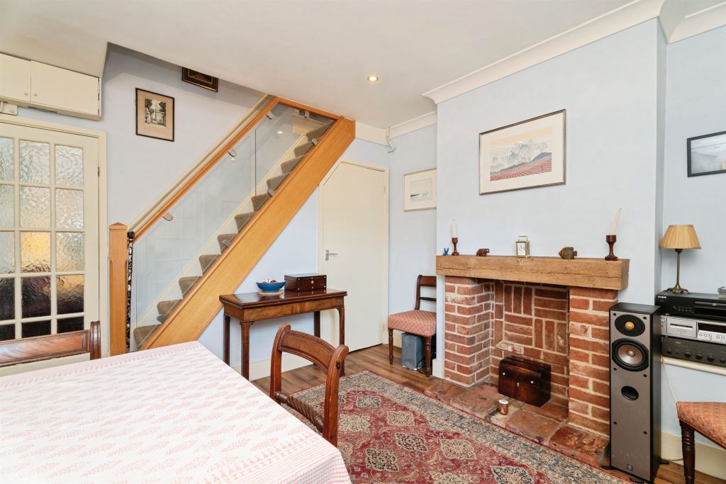 Property photo 3 of 18