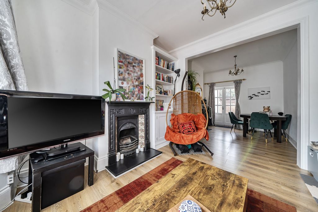 Property photo 3 of 19 1432531-15-69Bd63...