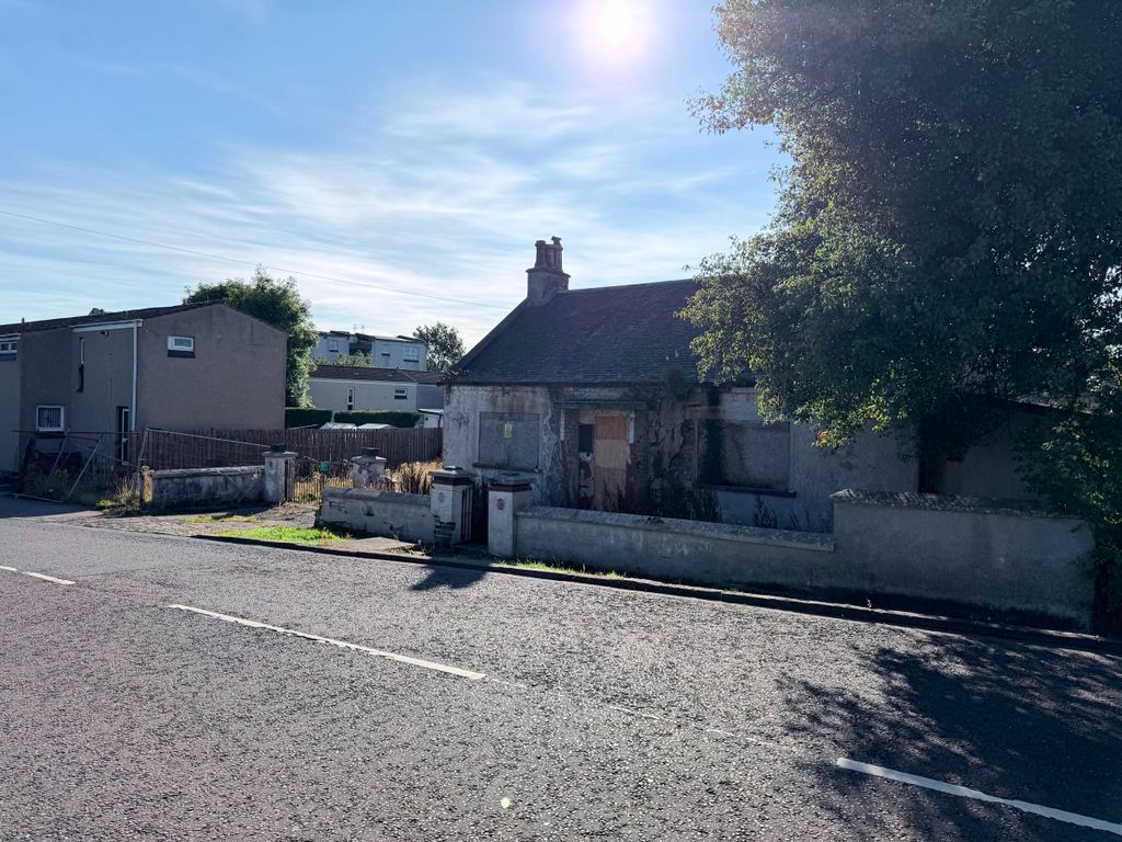 Property photo 2 of 10