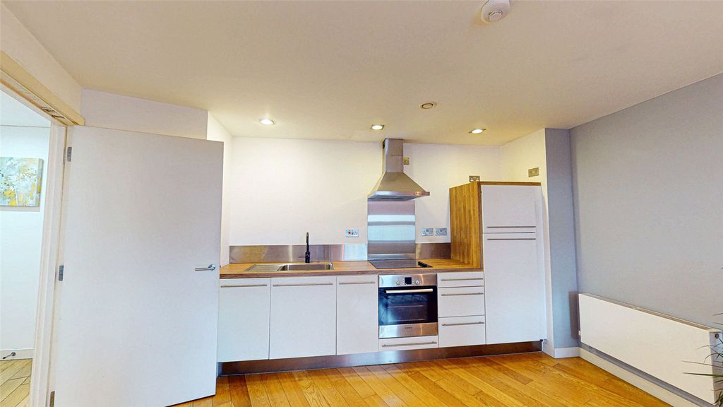 Property photo 2 of 9 Picture No. 02