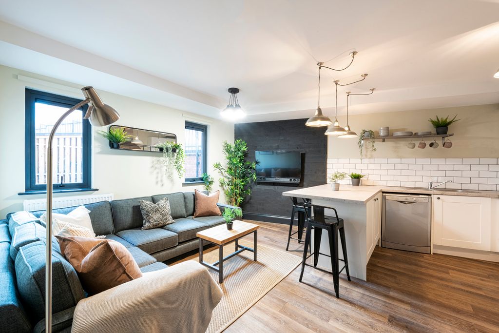 Property photo 1 of 16 The Hosiery Factory, Flat S Kitchen 1