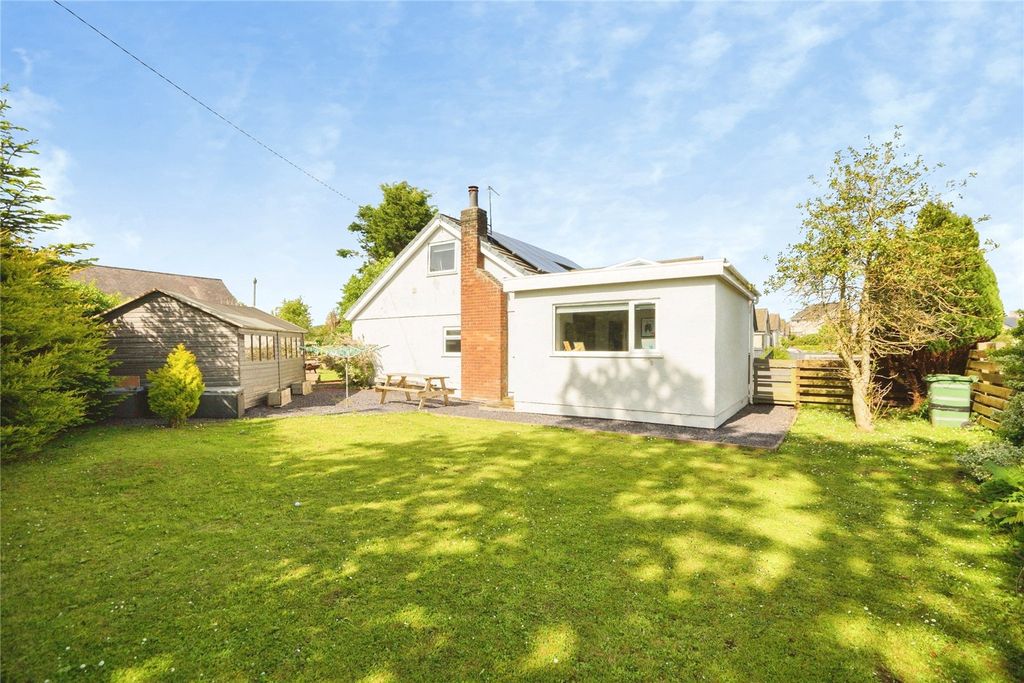 Property photo 1 of 31 Picture No. 05