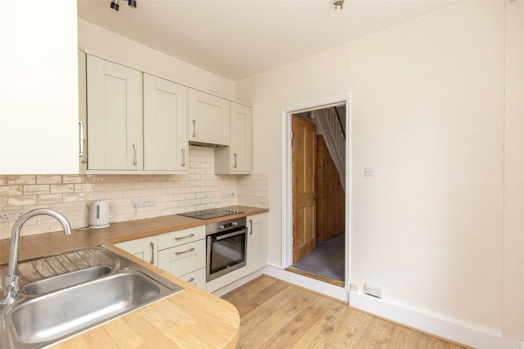Property photo 3 of 22 Picture No. 36