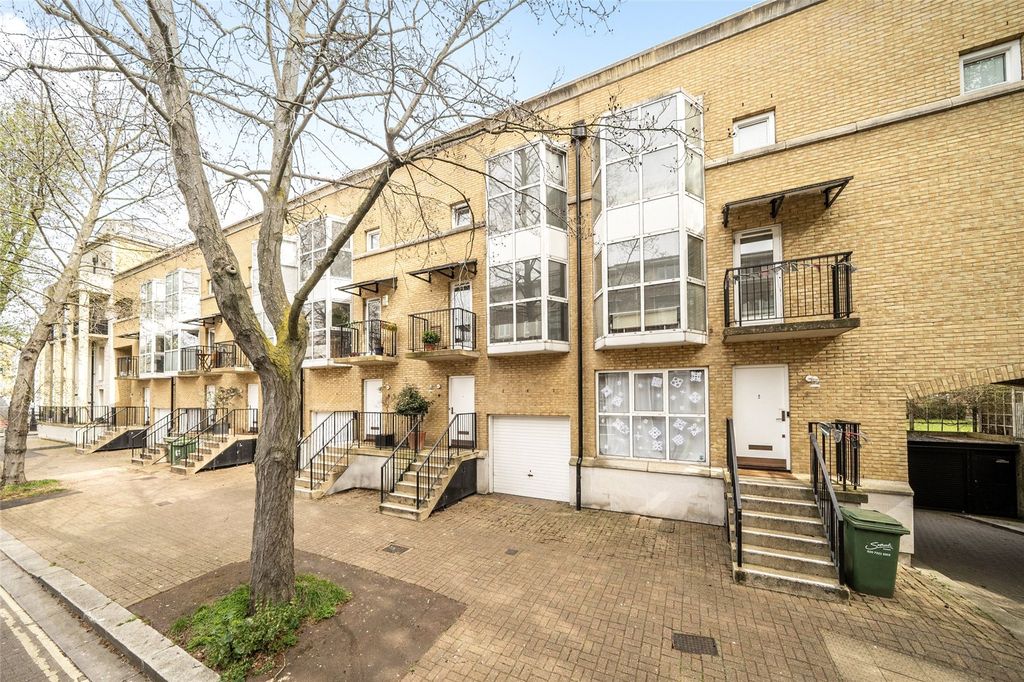 Property photo 2 of 27 Picture No. 03