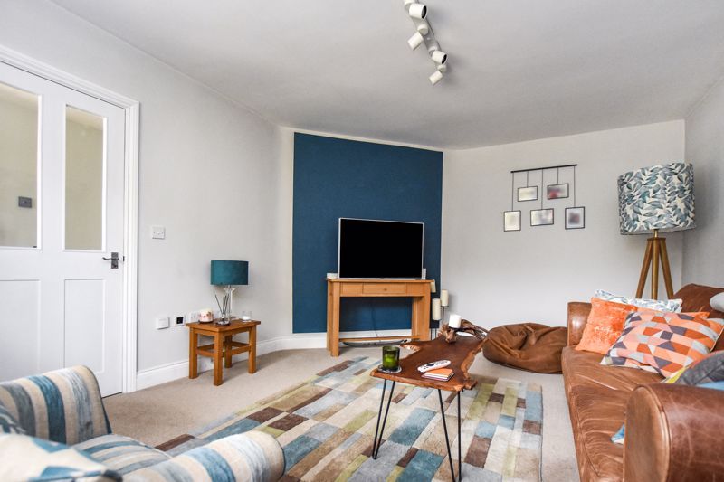 Property photo 3 of 23 Photo 11