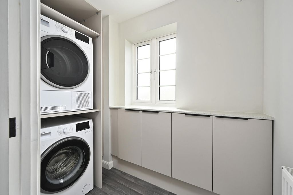 Property photo 2 of 14 Utility Room
