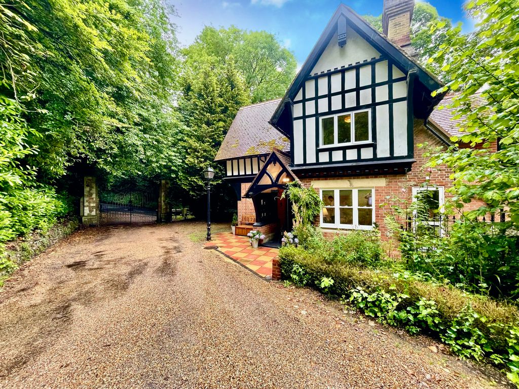 Property photo 1 of 31 Img_4277