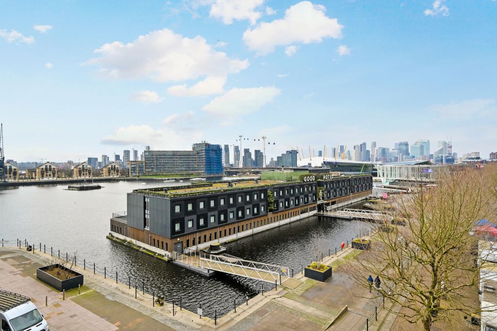 Property photo 3 of 15 Photo 3