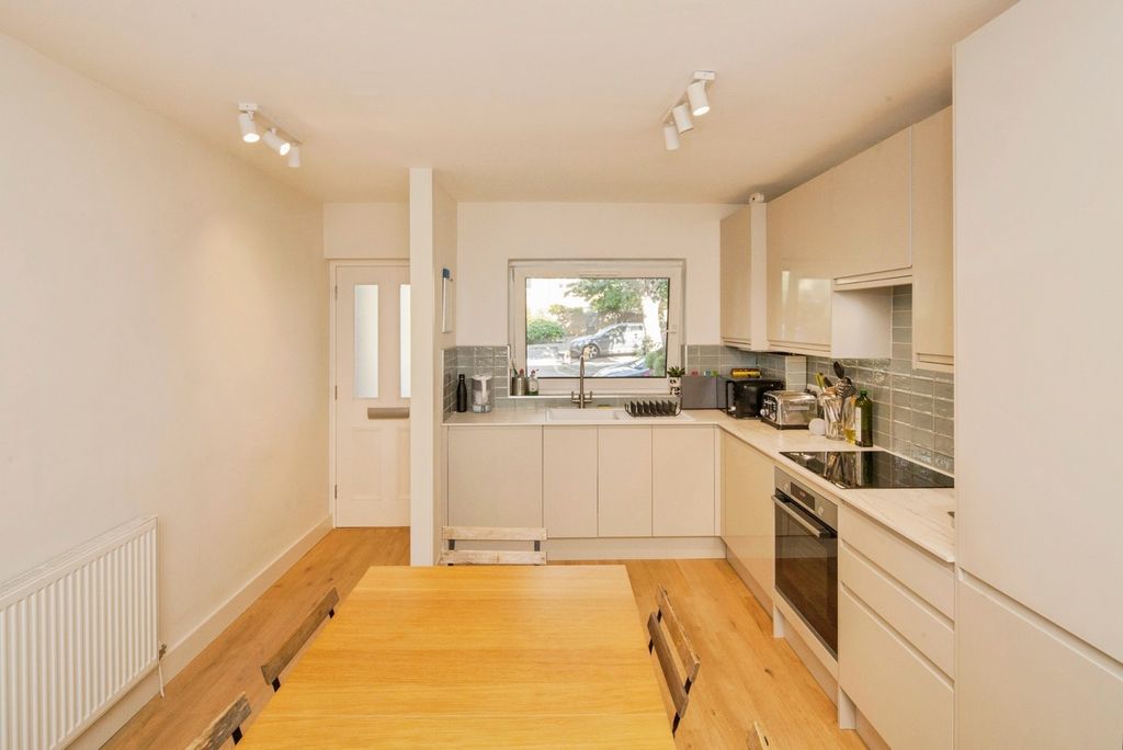 Property photo 1 of 17 Photo