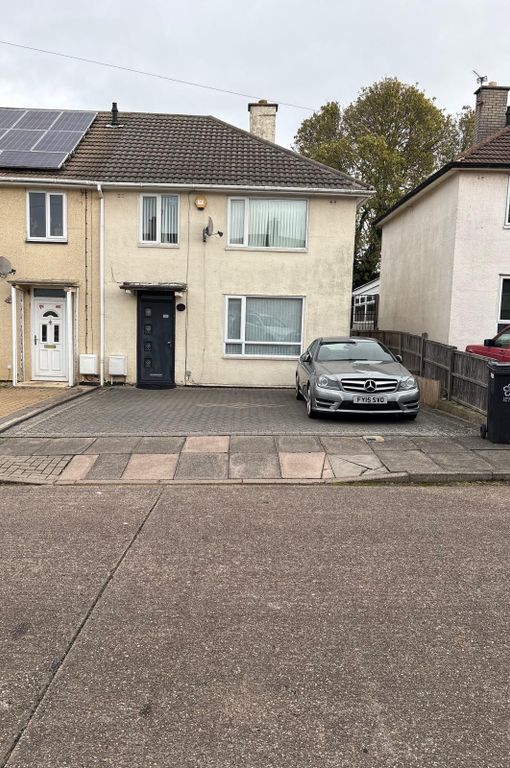 Property photo 1 of 2