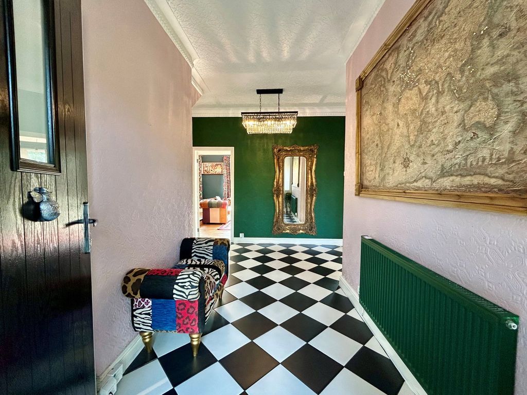 Property photo 2 of 38