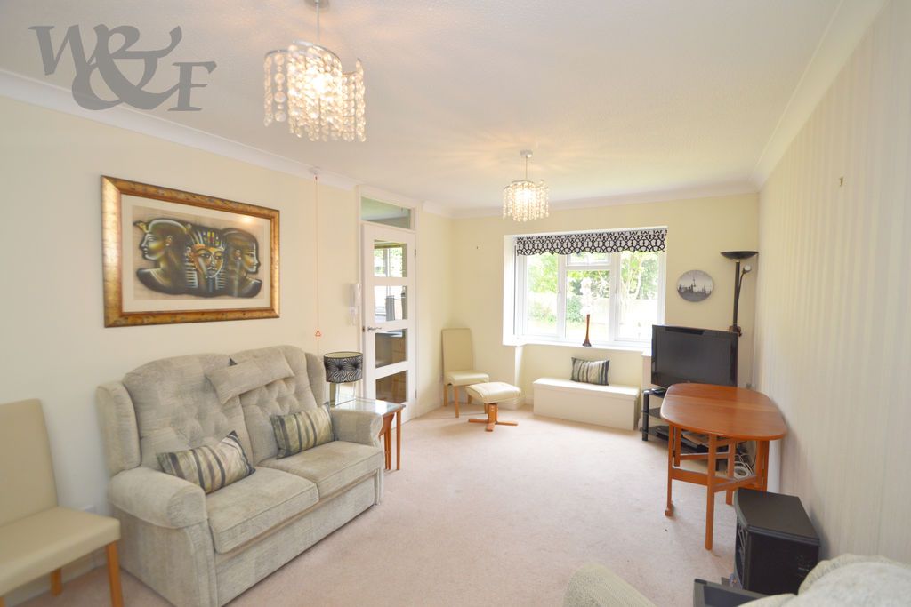 Property photo 3 of 41 Photo 11