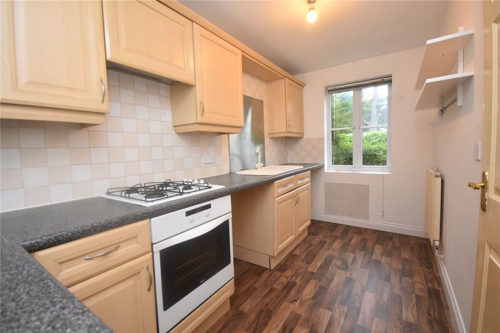 Property photo 2 of 12 Picture No. 26