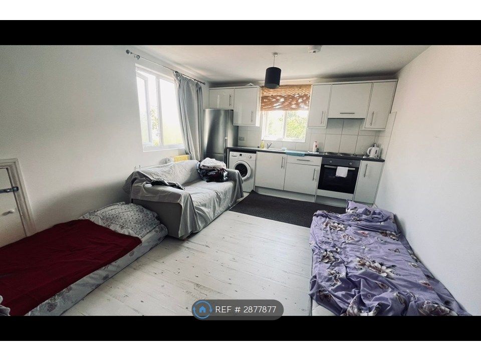 Property photo 1 of 4