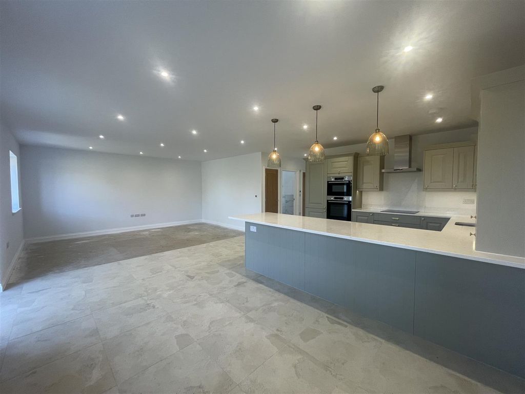 Property photo 3 of 7 Img_5956.Jpeg