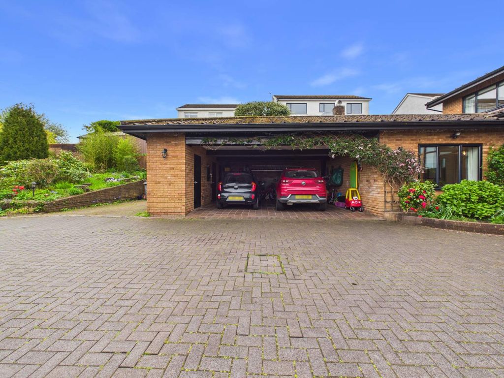 Additional image 8 of 4 bed detached house for saleHeol Y Coed, Rhiwbina, Cardiff. CF14